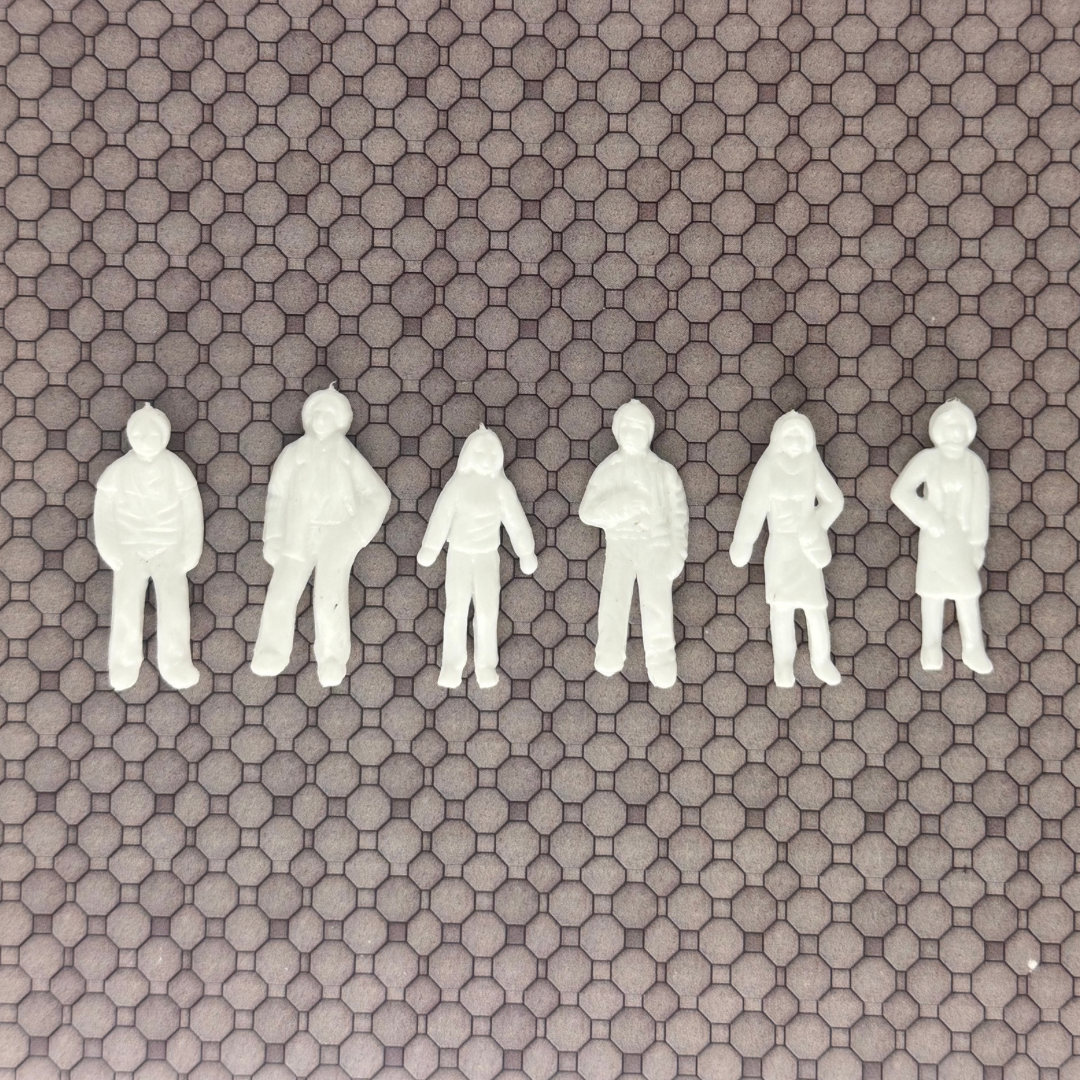 Personas sin pintar esc 1:100