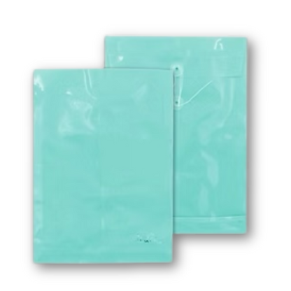 Sobre de plástico con hilo vertical tamaño carta