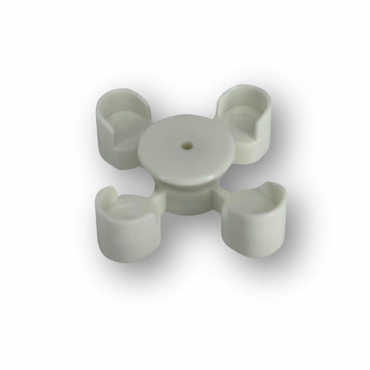 Mesa blanca con 4 sillas esc 1:50